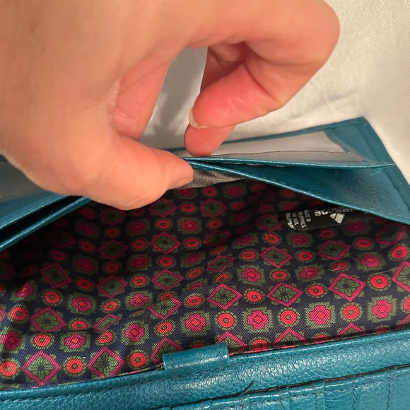 Liz Claiborne Vintage Teal Leather Wallet - Picture 7 of 9